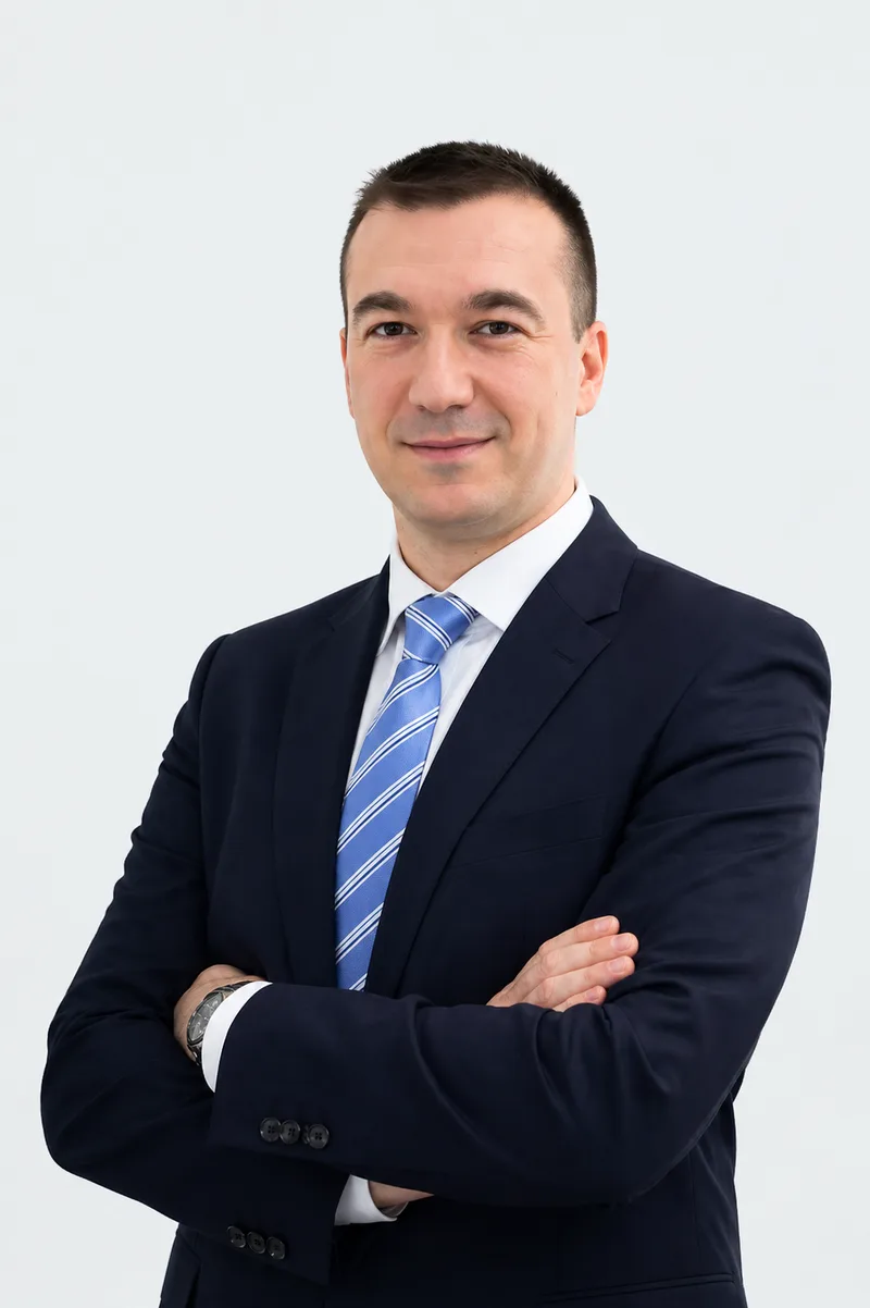 Dr pharm. Miloš Veljić